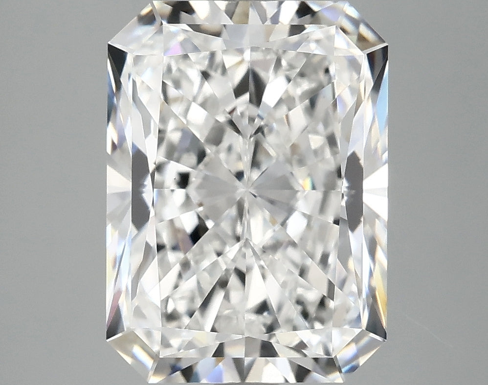 4.89ct Radiant, E VS1 — IGI