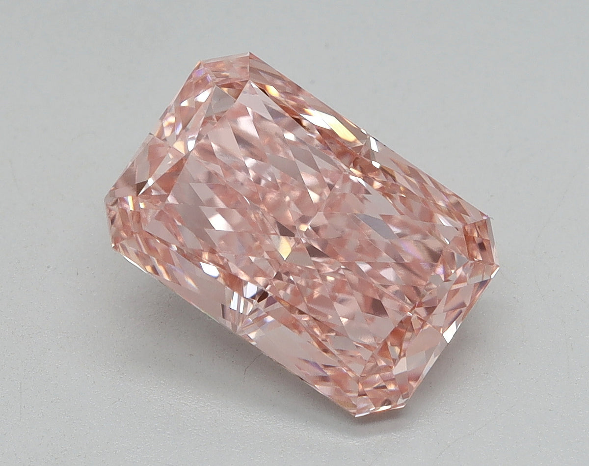3.14ct Radiant Fancy Vivid Pink Lab-Grown Diamond — VVS2 | IGI
