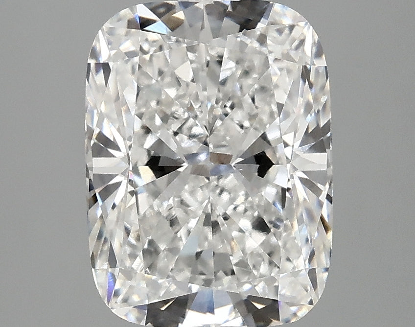 2.97ct Cushion, E VVS2 — IGI