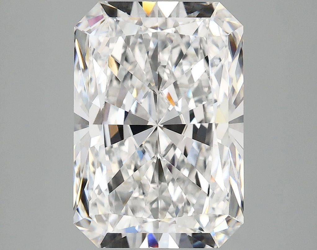 4.1ct Radiant Lab-Grown Diamond — D VS1, IGI Certified