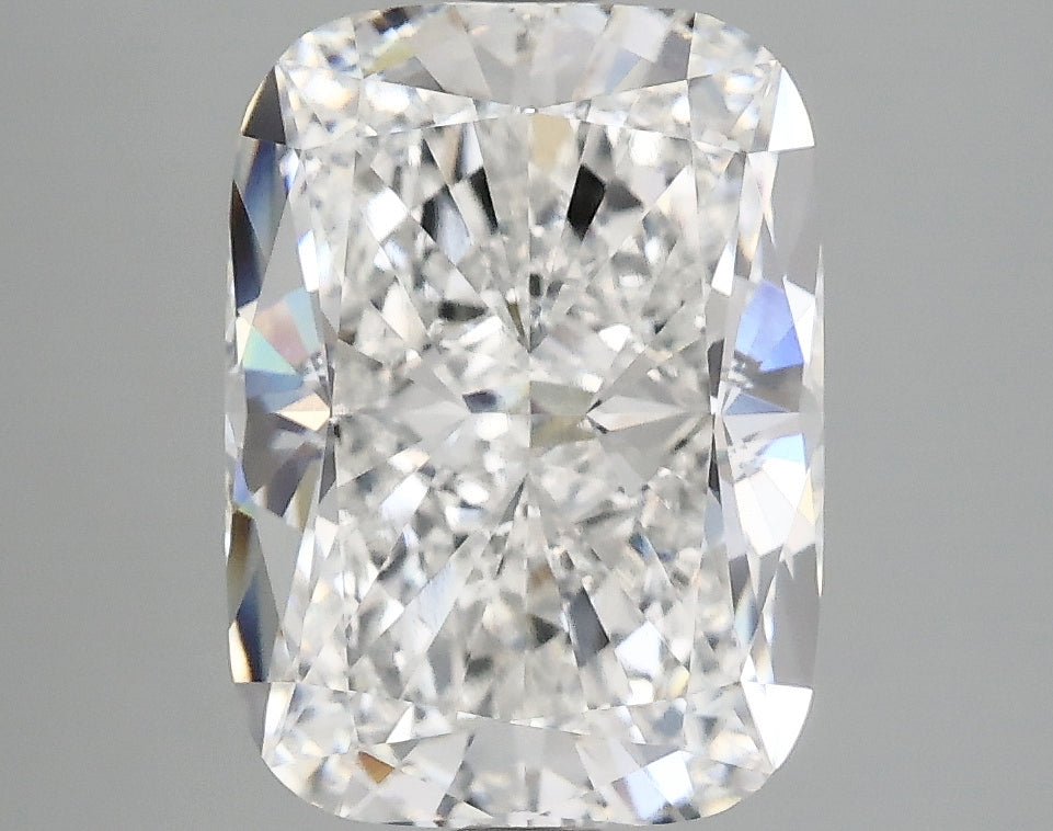3.98ct Cushion, E VS1 — IGI