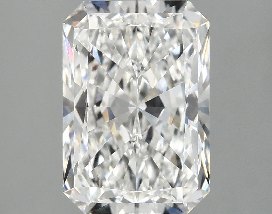 3.42ct Radiant, E VVS2 — IGI