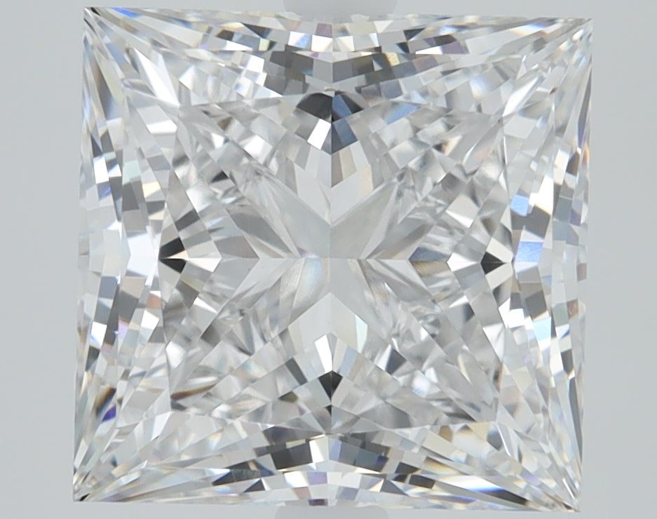 3.73ct Princess, E VVS2 — IGI