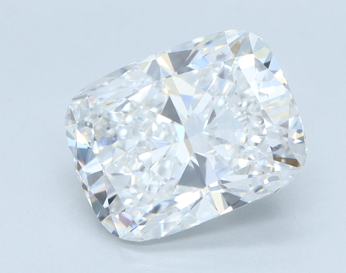 3.01ct Cushion, E VS1 — IGI