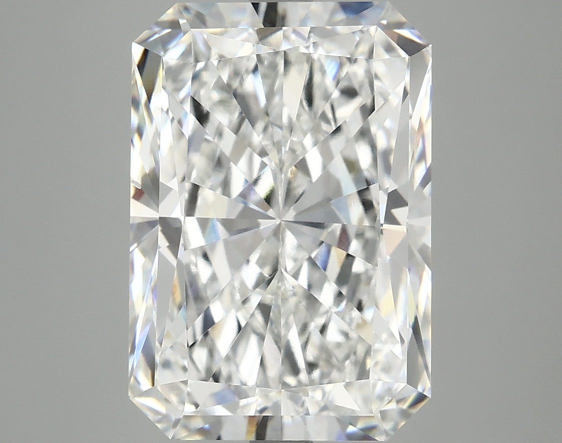 6.22ct Radiant Lab-Grown Diamond — E VS2, IGI Certified