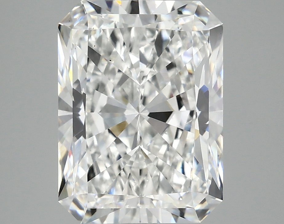 4.03ct Radiant, E VS2 — IGI