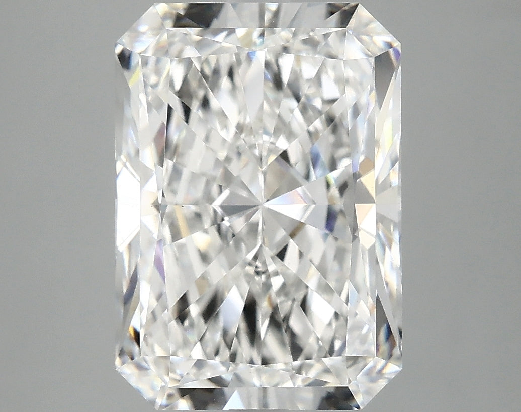 4.91ct Radiant, E VS1 — IGI