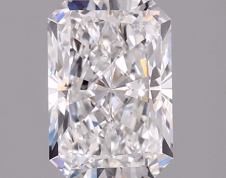 5.02ct Radiant Lab-Grown Diamond — F VVS2, IGI Certified