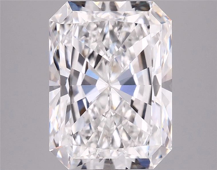 4.07ct Radiant, E VS1 — IGI