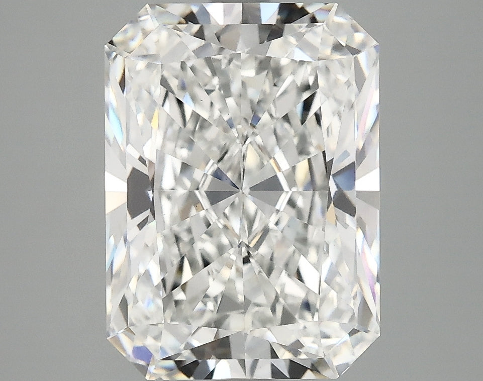 4.18ct Radiant, F VVS2 — IGI