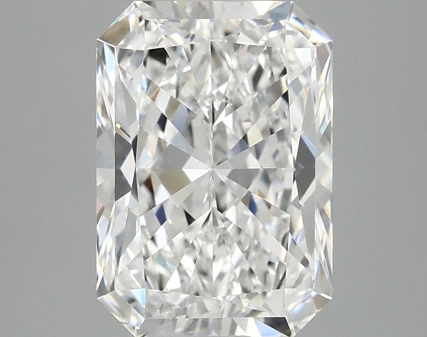 3.04ct Radiant, D VVS2 — IGI