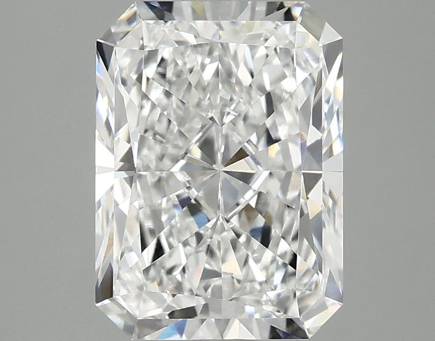 2.92ct Radiant, D VVS2 — IGI