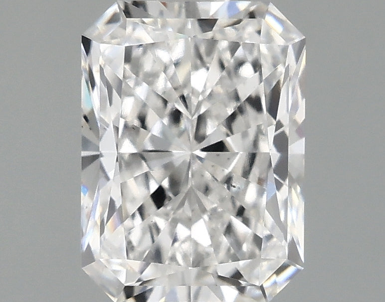 1.36ct Radiant Lab-Grown Diamond — E VS2, IGI Certified
