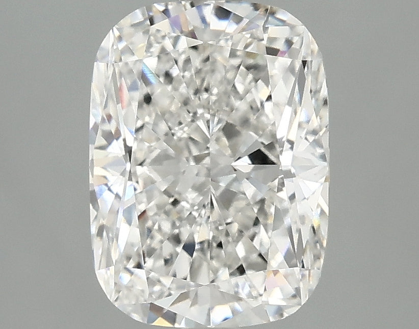 2.67ct Cushion, E VVS2 — IGI