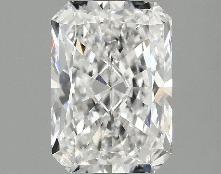 2.04ct Radiant, E VS2 — IGI