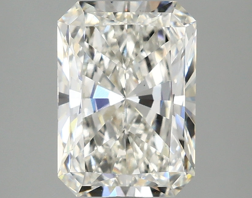 2.47ct Radiant Lab-Grown Diamond — F VS2, IGI Certified