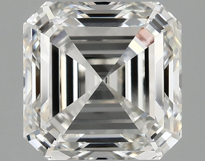 2.0ct Asscher, F VVS2 — IGI