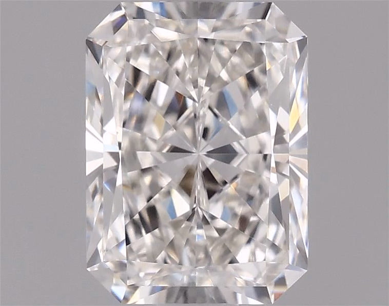 2.91ct Radiant, E VS1 — IGI