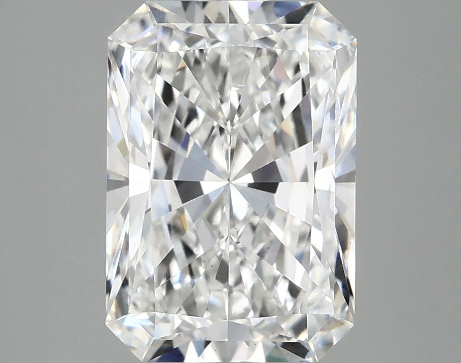 3.1ct Radiant Lab-Grown Diamond — D VS2, IGI Certified