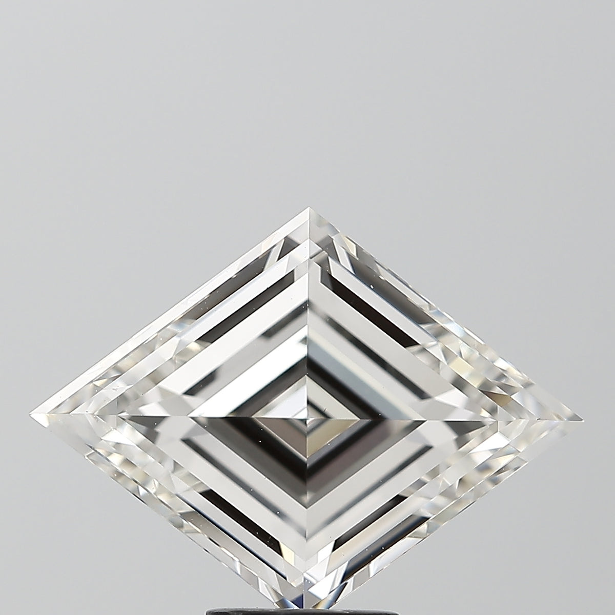6.45ct Lozenge, F VVS2 — IGI
