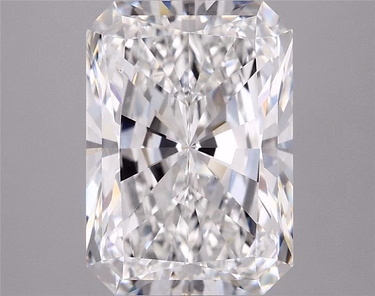 3.92ct Radiant, F VVS2 — IGI