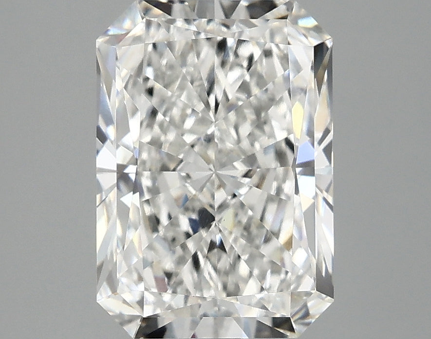 3.09ct Radiant, F VVS2 — IGI