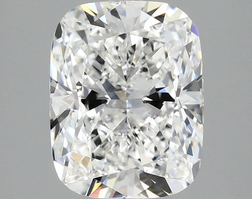 3.04ct Cushion, E VVS2 — IGI