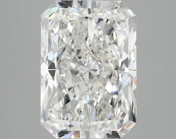 2.77ct Radiant, F VS2 — IGI