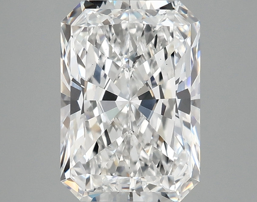 2.89ct Radiant, D VS2 — IGI