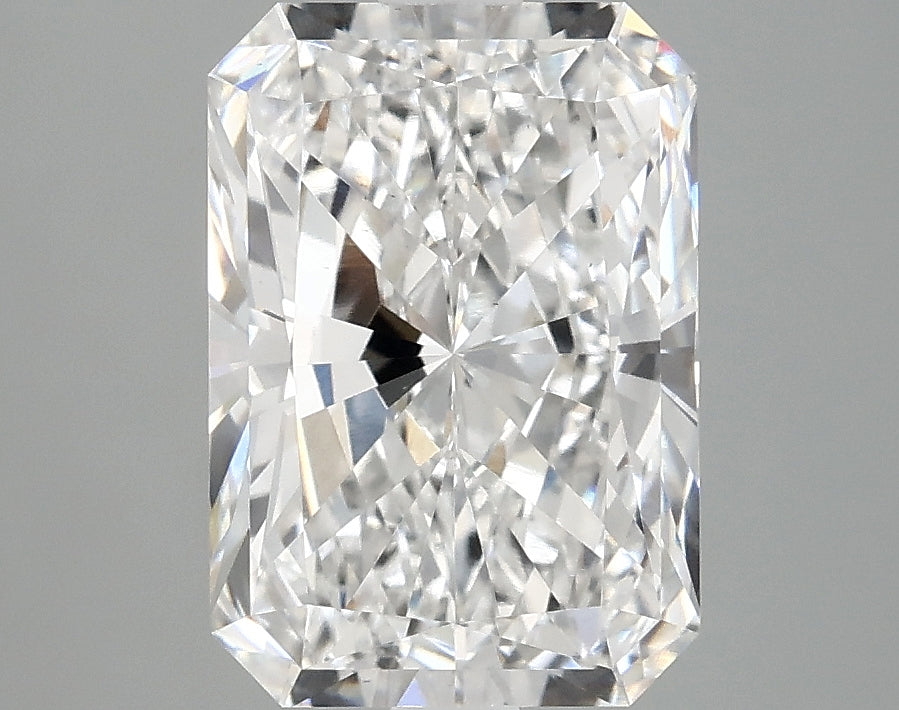 3.05ct Radiant Lab-Grown Diamond — E VS2, IGI Certified