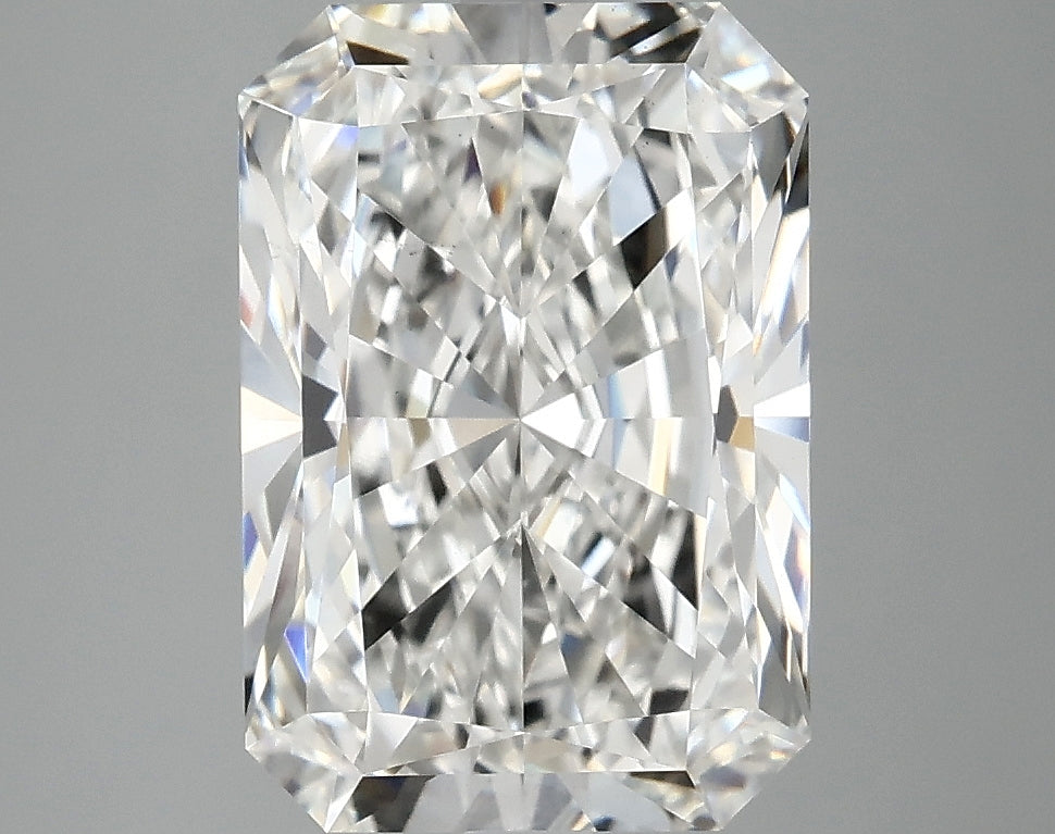 4.02ct Radiant, F VS2 — IGI