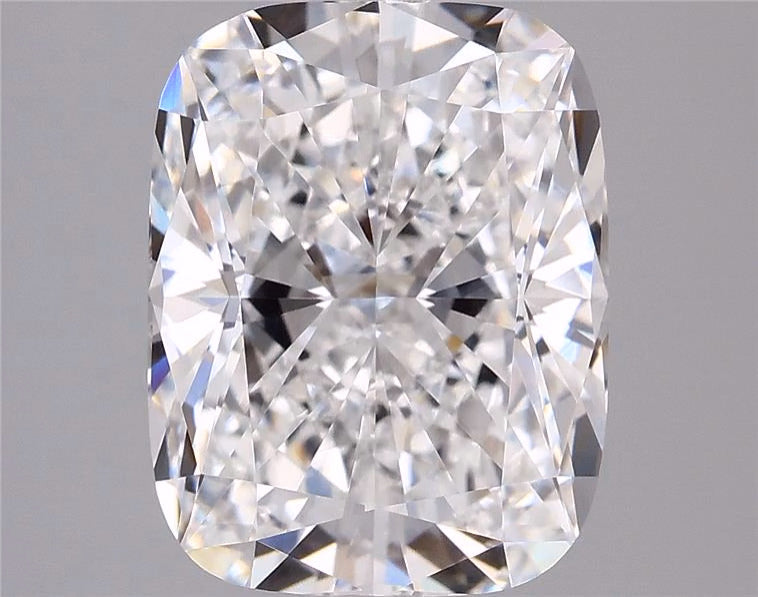 3.98ct Cushion, E VS1 — IGI