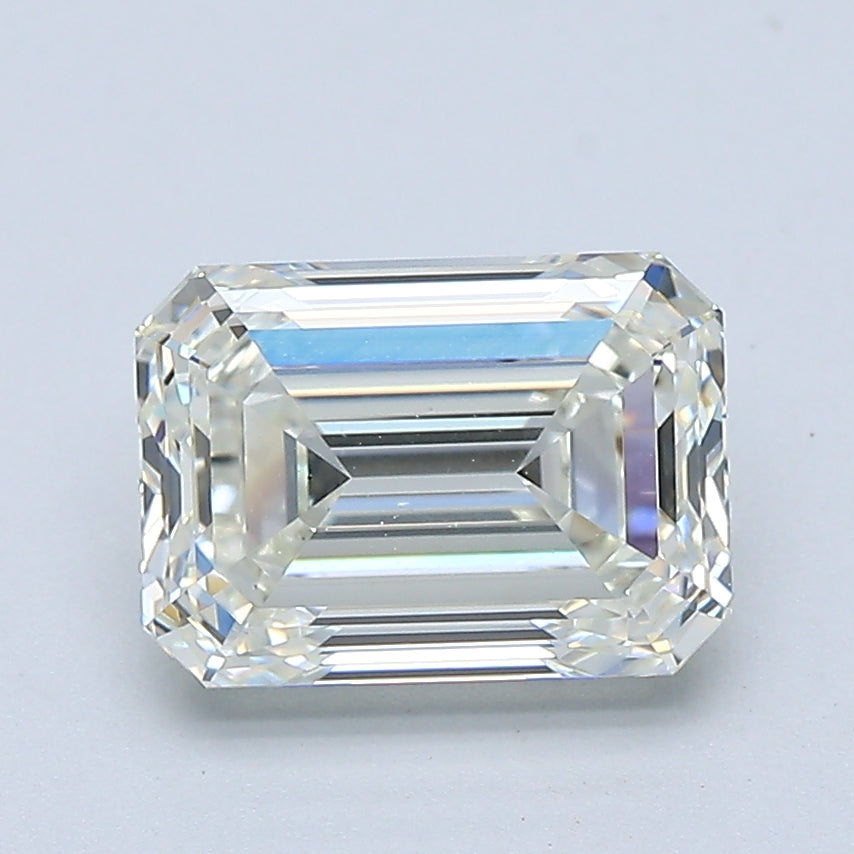 2.01ct Emerald, J VS1 — GIA