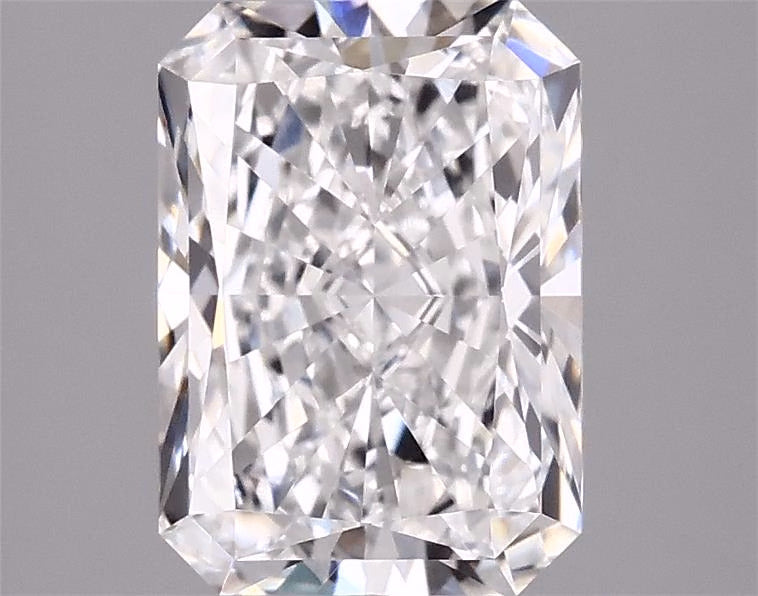 2.99ct Radiant, D VS1 — IGI