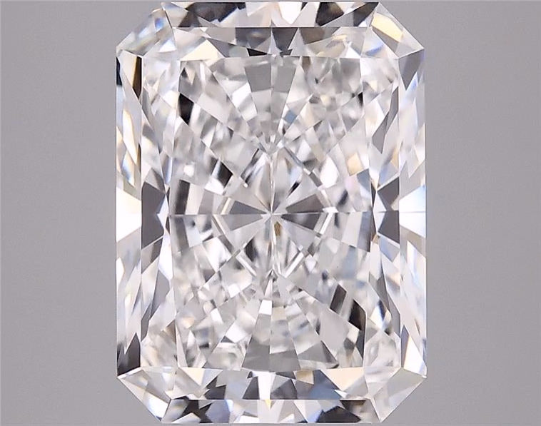 3.08ct Radiant, D VVS2 — IGI