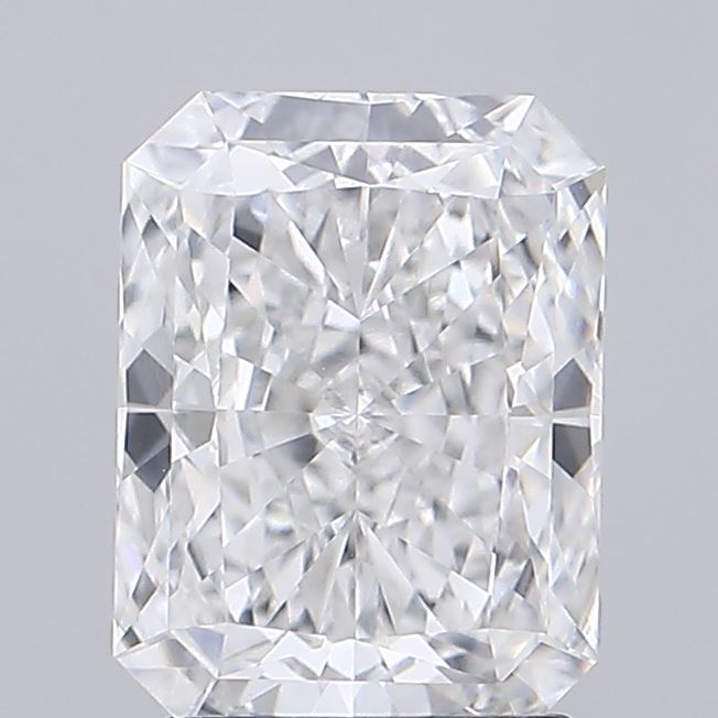 2.26ct Radiant, E VVS2 — IGI