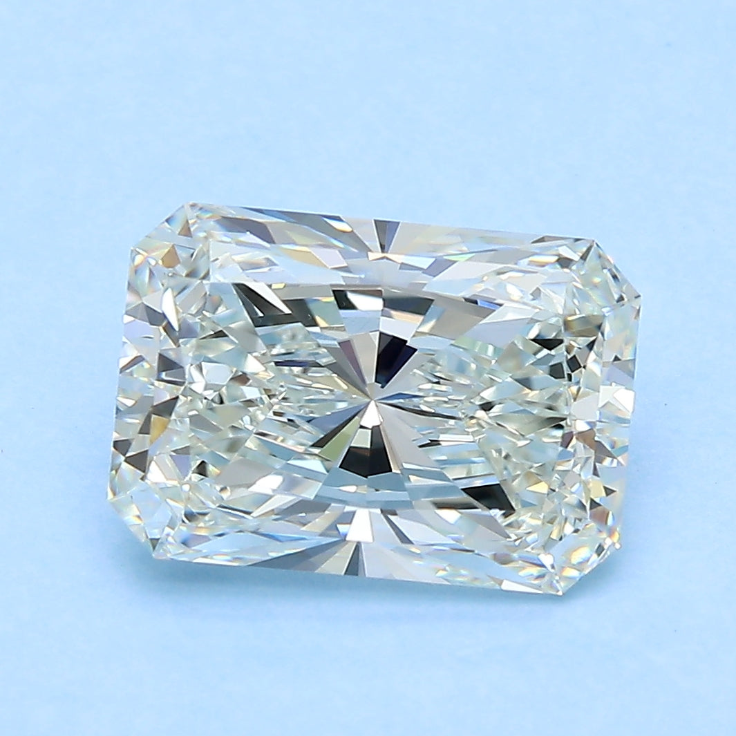 3.18ct Radiant Natural Diamond — J VVS2, GIA Certified