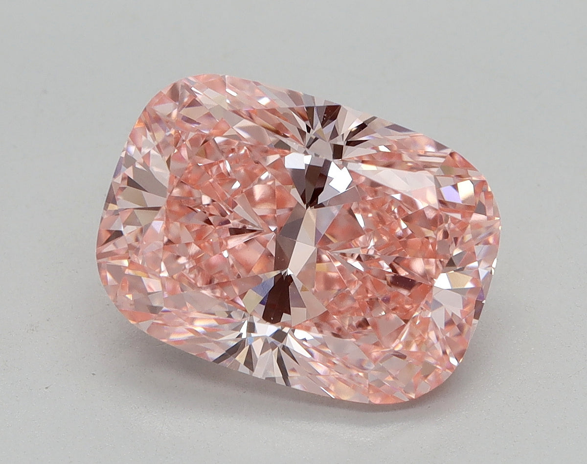 4.01ct Cushion Fancy Vivid Pink Lab-Grown Diamond — VVS2 | IGI