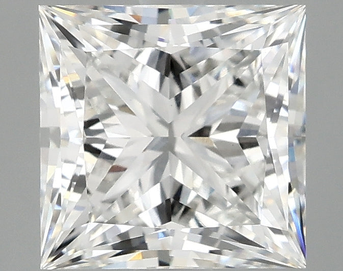 2.77ct Princess, F VVS2 — IGI