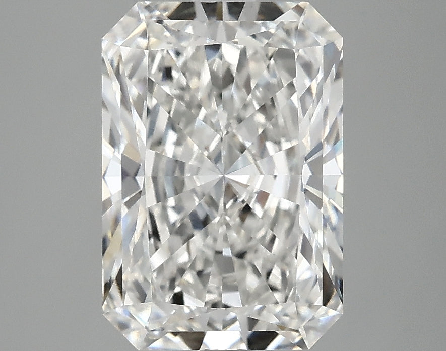 3.07ct Radiant, F VVS2 — IGI