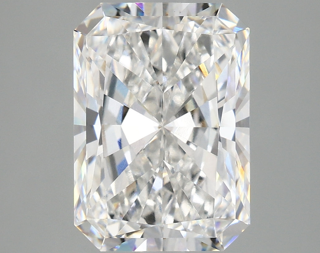 4.08ct Radiant, E VVS2 — IGI