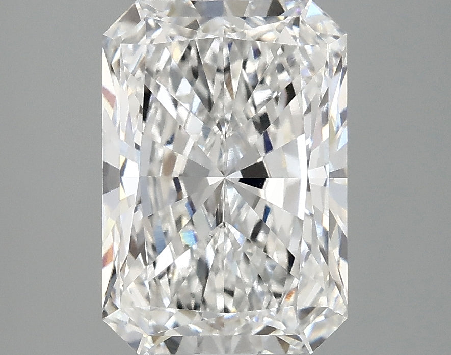 3.05ct Radiant, E VS1 — IGI
