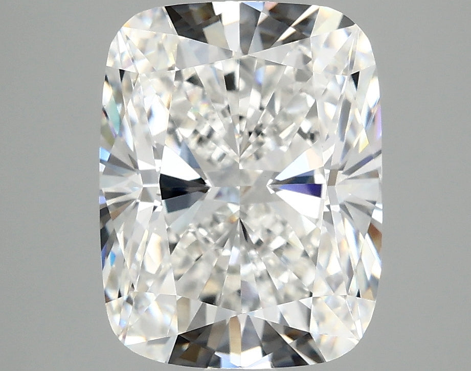 3.97ct Cushion, E VVS2 — IGI