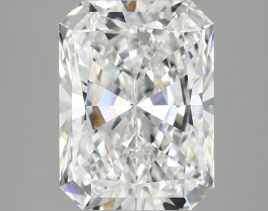 3.76ct Radiant, D VVS2 — IGI