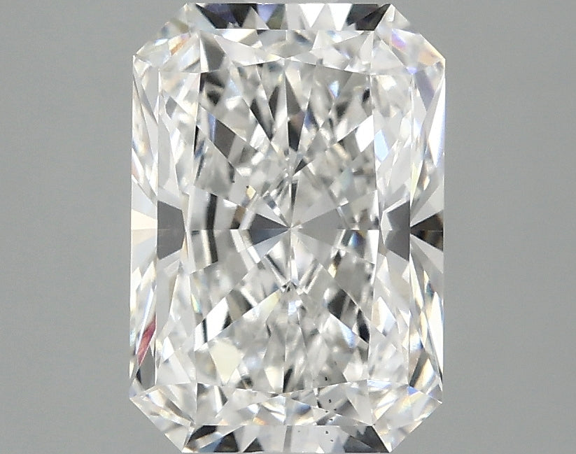2.55ct Radiant, E VS2 — IGI