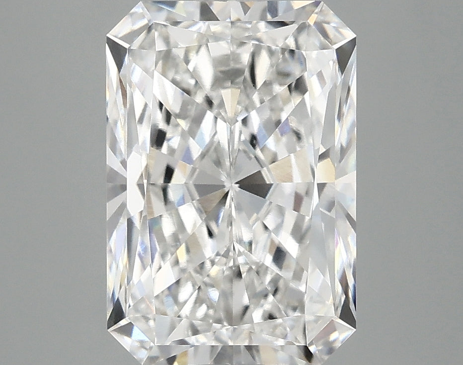 3.47ct Radiant, F VS1 — IGI