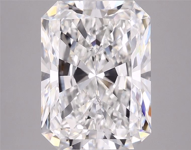 3.93ct Radiant, F VVS2 — IGI
