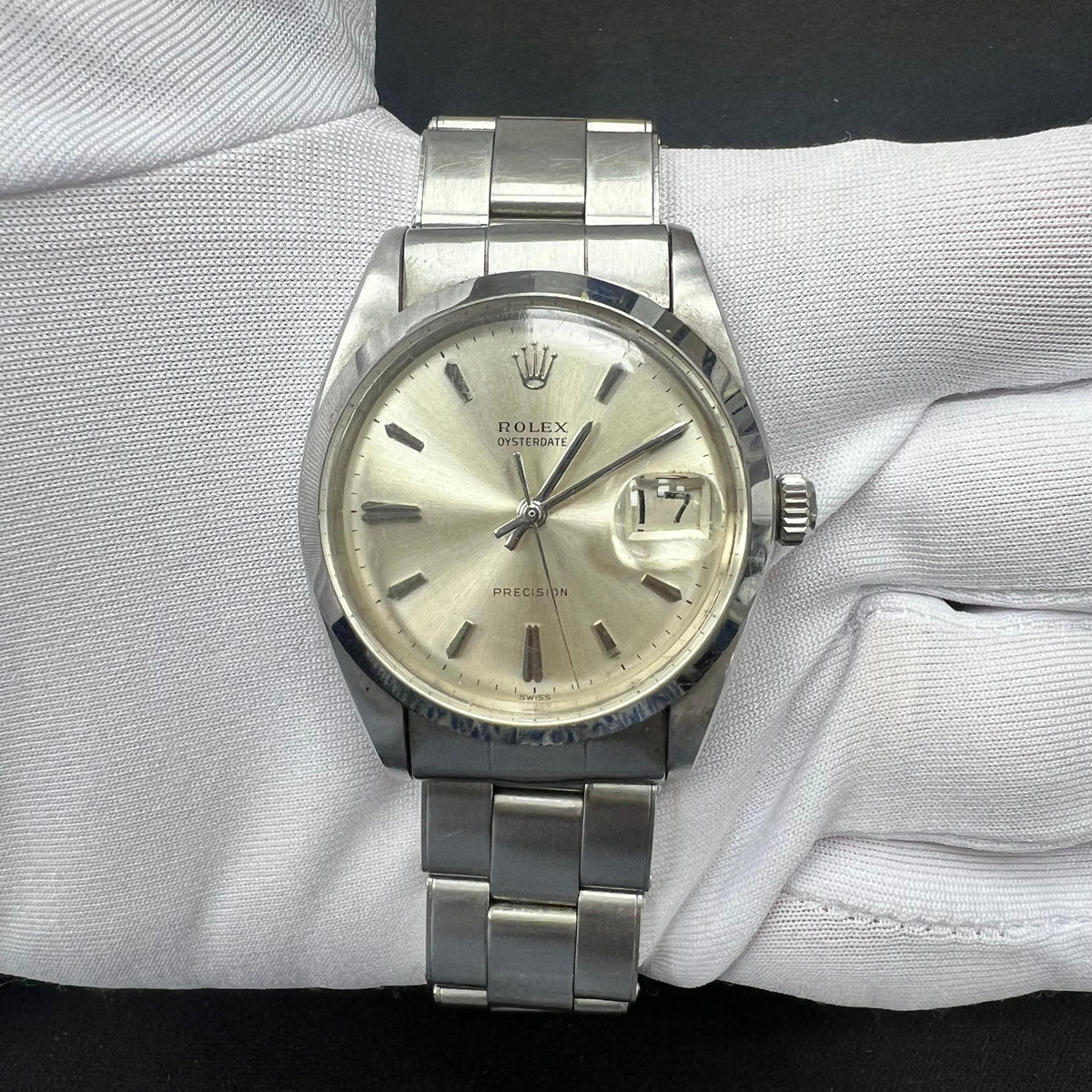 ROLEX OYSTERDATE 6694 — view 2 — Laura Milman New York