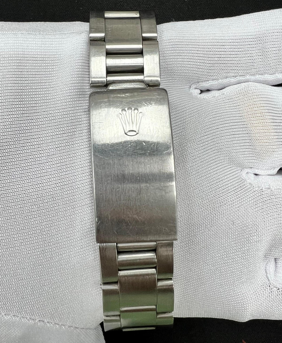 ROLEX OYSTERDATE 6466 — view 3 — Laura Milman New York