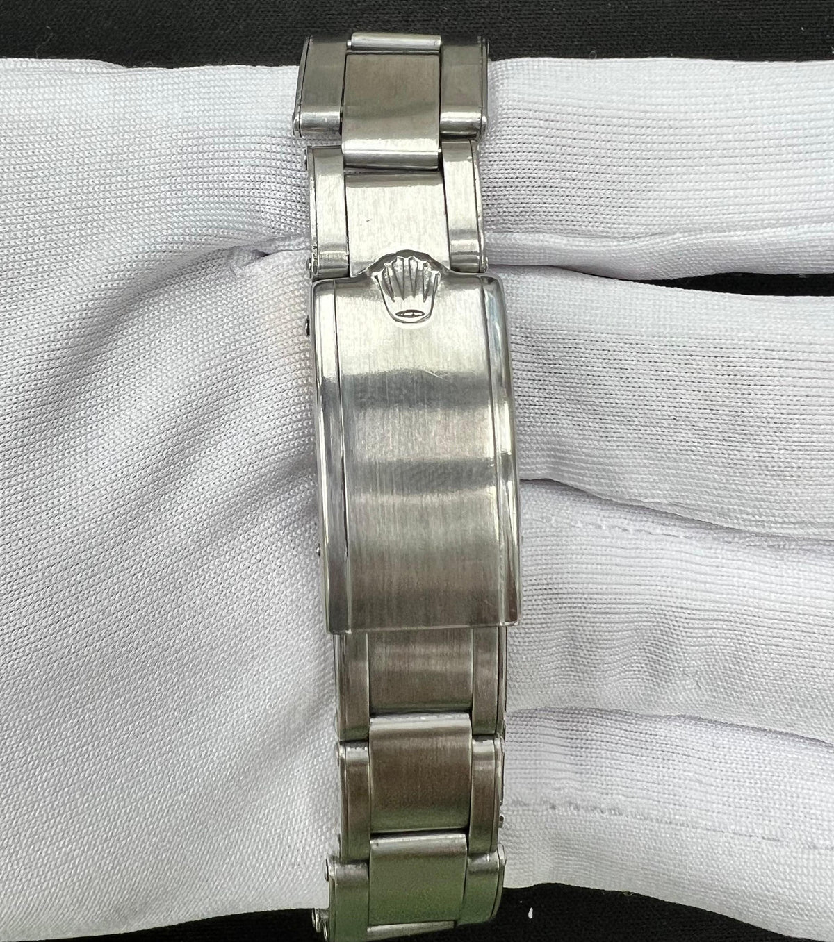 ROLEX OYSTERDATE 6466 — view 3 — Laura Milman New York